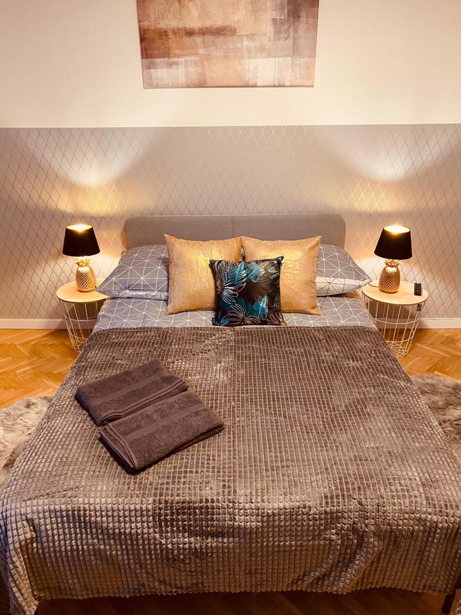 Clicktheflat Karmelicka Apart Rooms Varsovia Exterior foto